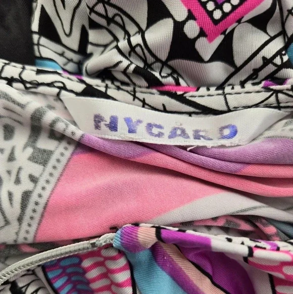 Tribal Tunic - Picture 8 of 10